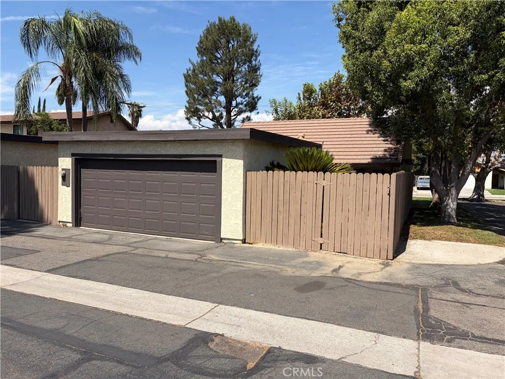 25745 Mission Loma Linda, CA 92354