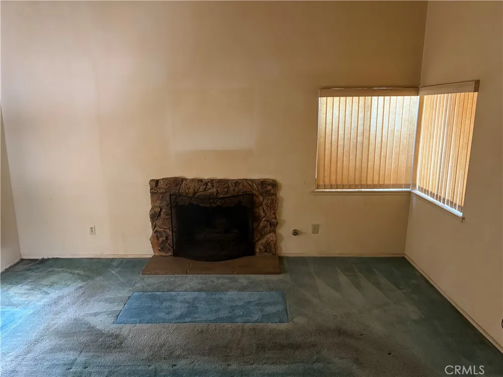 25745 Mission Loma Linda, CA 92354