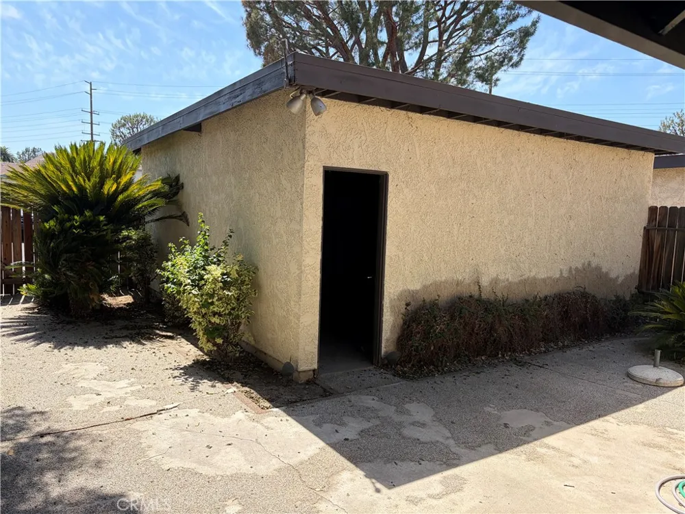 25745 Mission Loma Linda, CA 92354