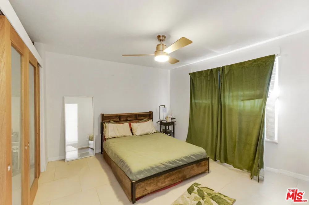 944 Orange Grove Avenue West Hollywood, CA 90046