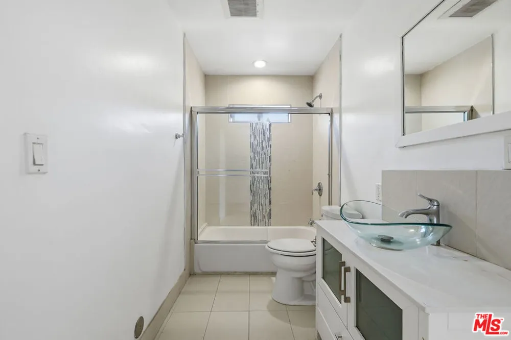 14755 Valleyheart Drive Sherman Oaks, CA 91403