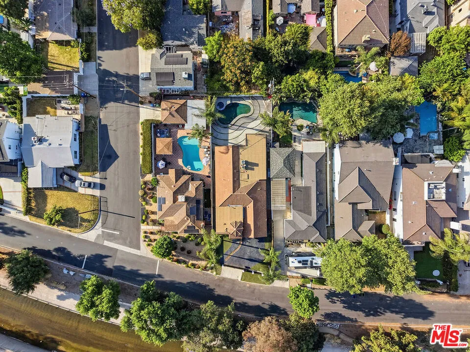 14755 Valleyheart Drive Sherman Oaks, CA 91403