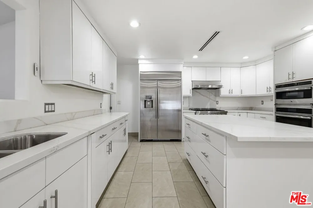 14755 Valleyheart Drive Sherman Oaks, CA 91403