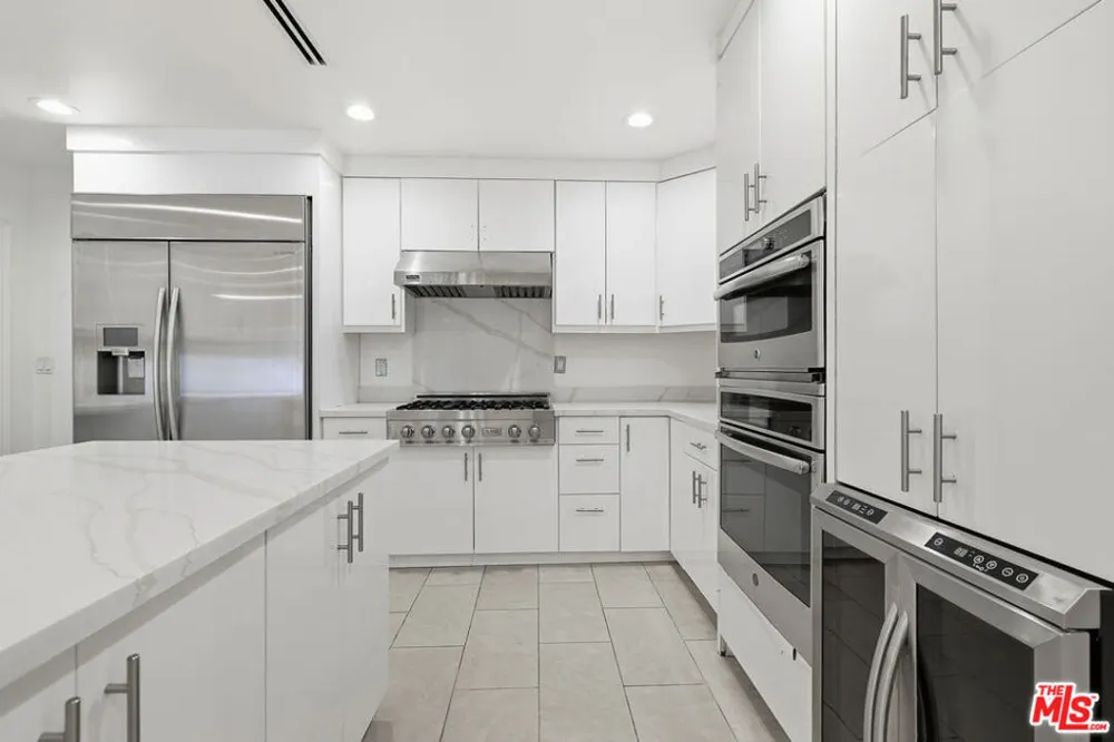 14755 Valleyheart Drive Sherman Oaks, CA 91403