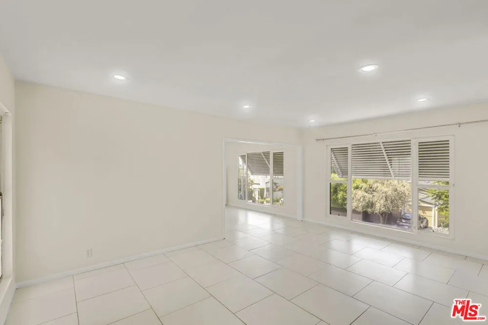 900 Orange Grove Avenue West Hollywood, CA 90046