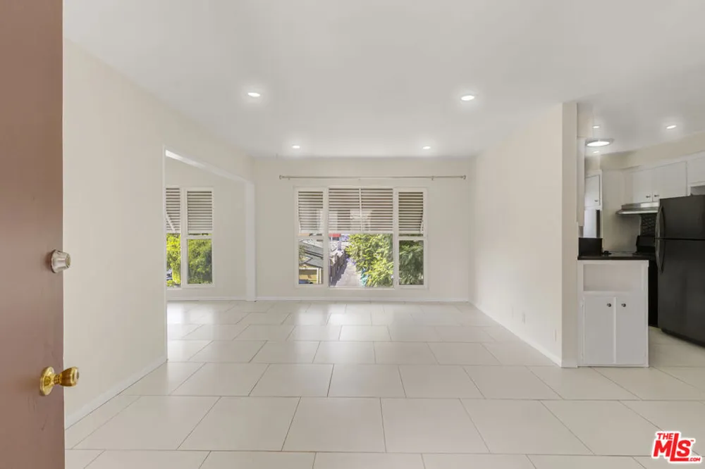900 Orange Grove Avenue West Hollywood, CA 90046