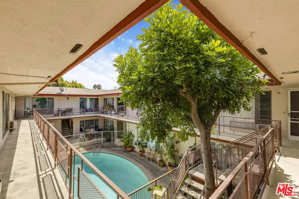 900 Orange Grove Avenue West Hollywood, CA 90046