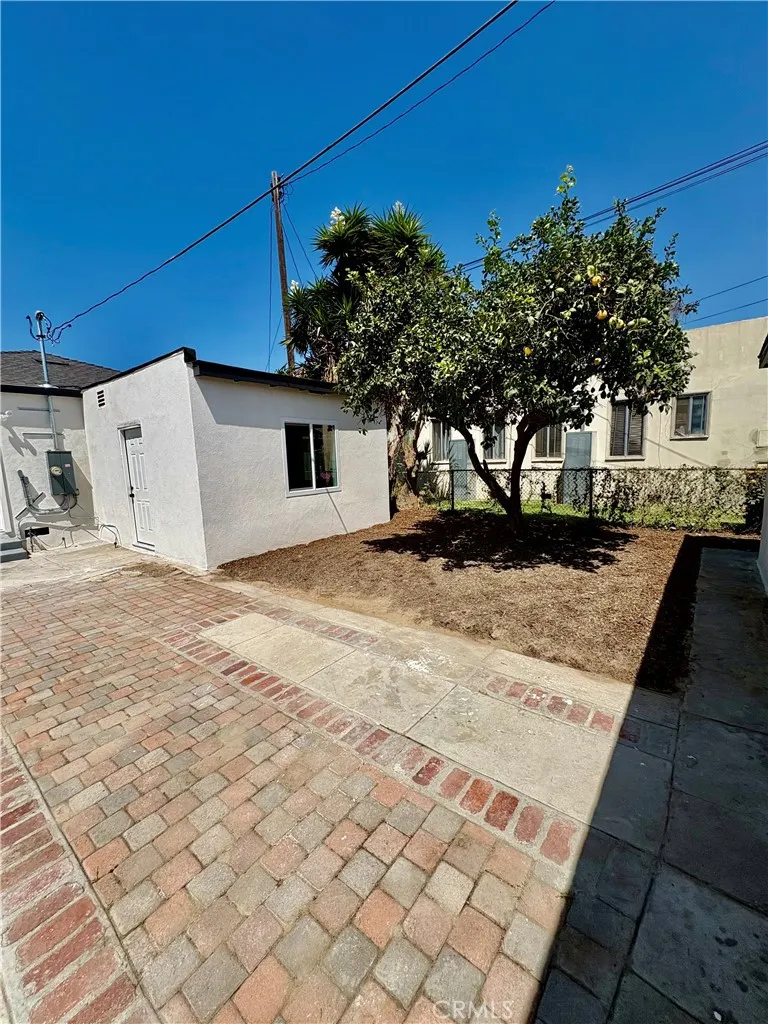6308 Albany Street Huntington Park, CA 90255