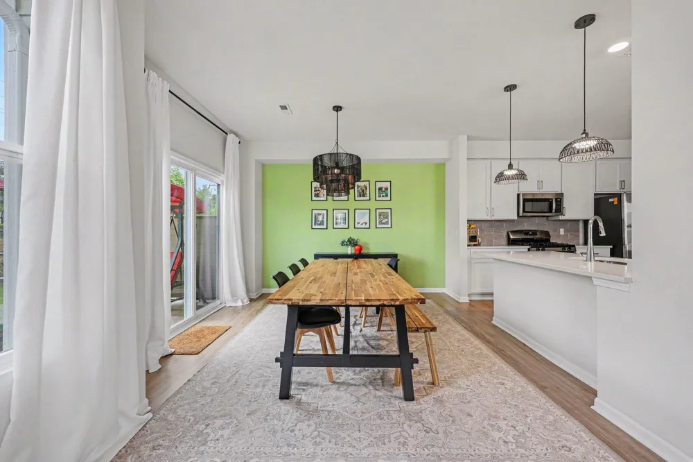 2401 Salt Springs Drive Saline, MI 48176