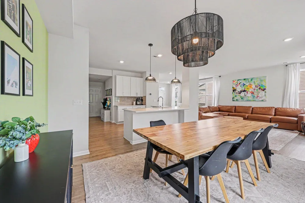 2401 Salt Springs Drive Saline, MI 48176