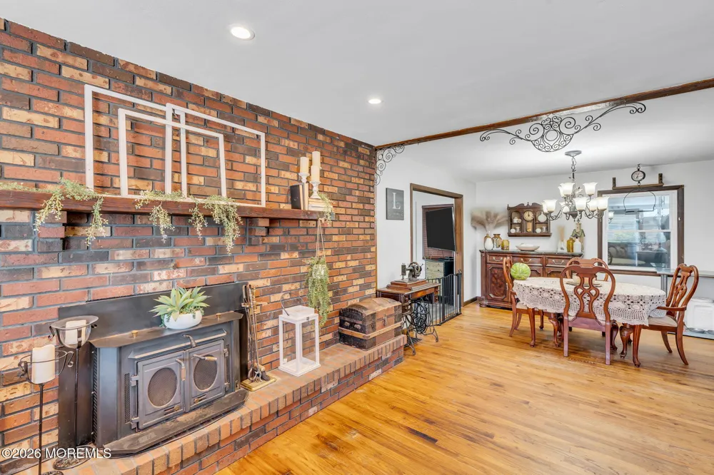 725 8th Avenue Manchester, NJ 08759