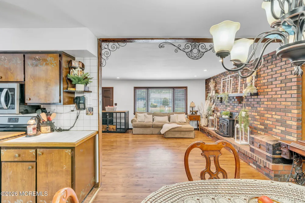 725 8th Avenue Manchester, NJ 08759