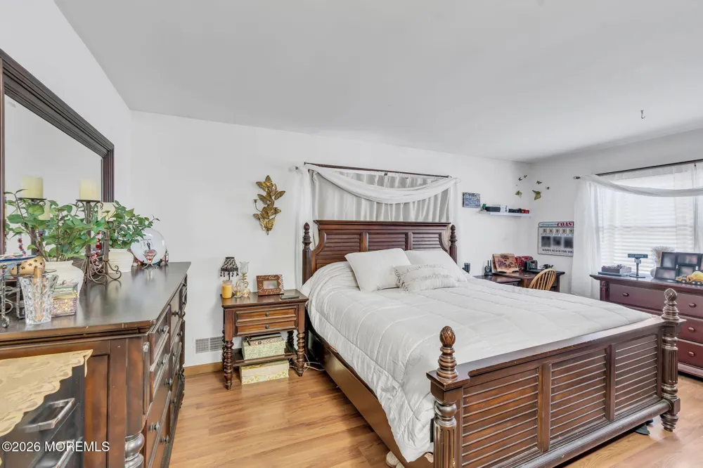 725 8th Avenue Manchester, NJ 08759