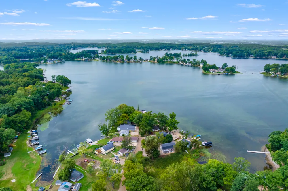 11603 Spring Point Drive Prairieville Township, MI 49080