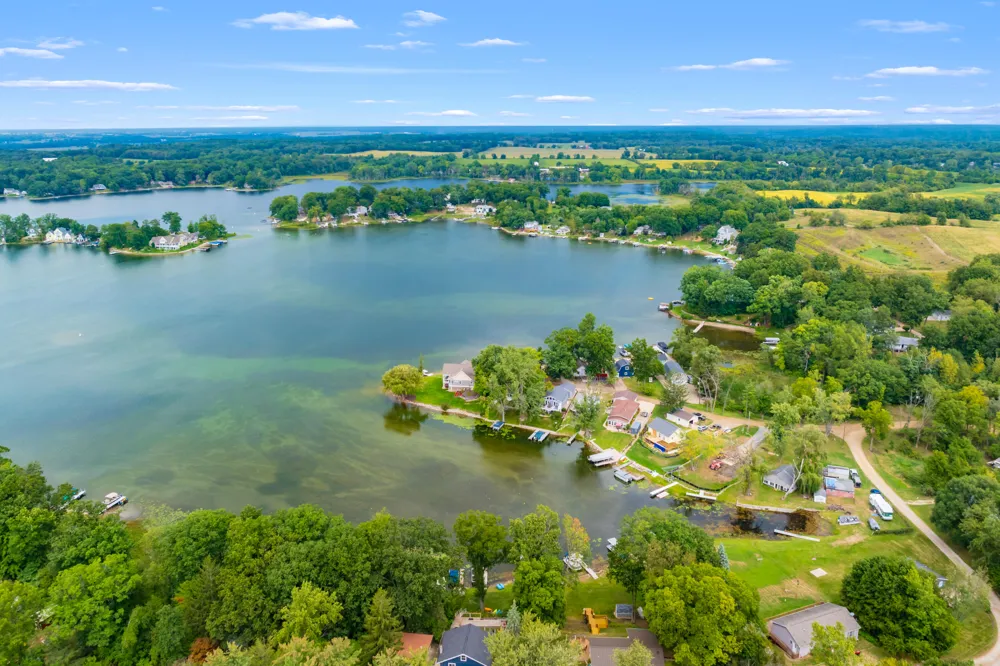 11603 Spring Point Drive Prairieville Township, MI 49080
