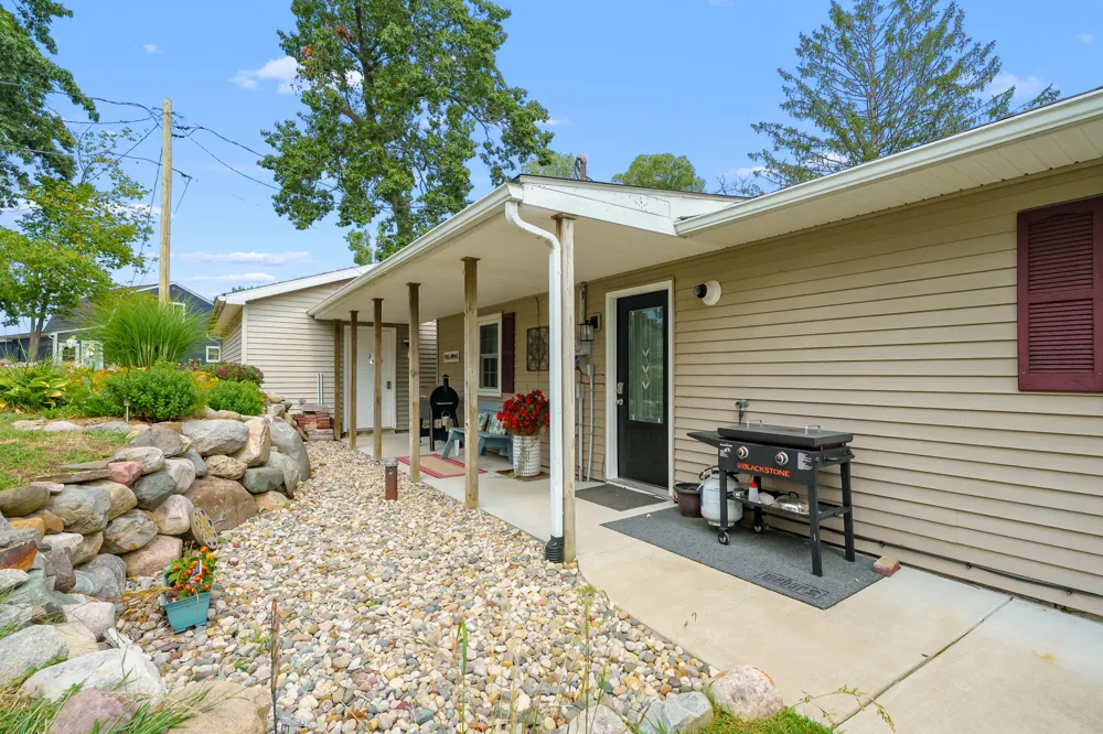 11603 Spring Point Drive Prairieville Township, MI 49080
