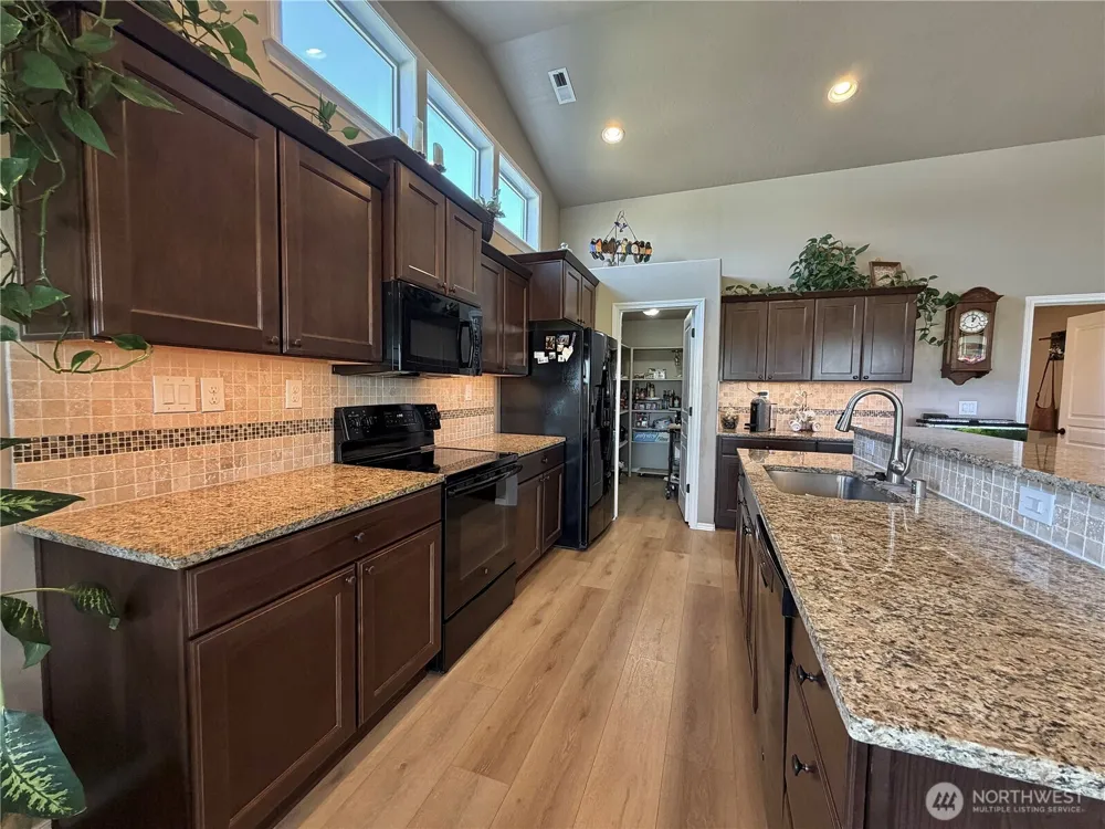 4154 Hedman Court Moses Lake, WA 98837