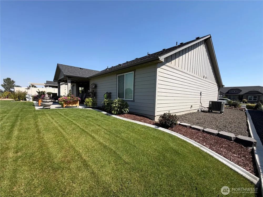 4154 Hedman Court Moses Lake, WA 98837