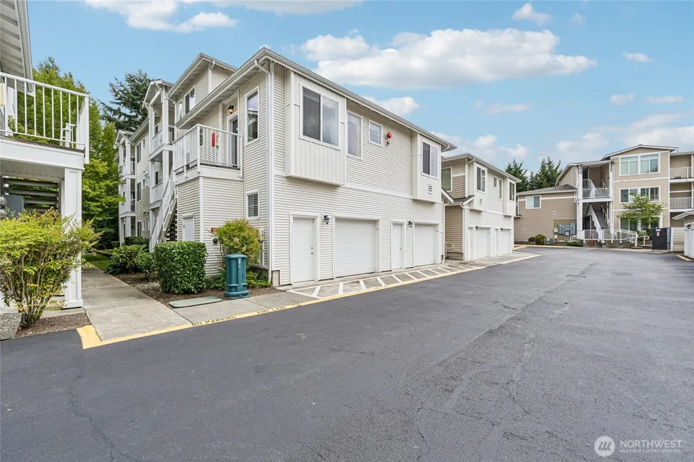 14915 38th Drive SE #EE2029 Bothell, WA 98012