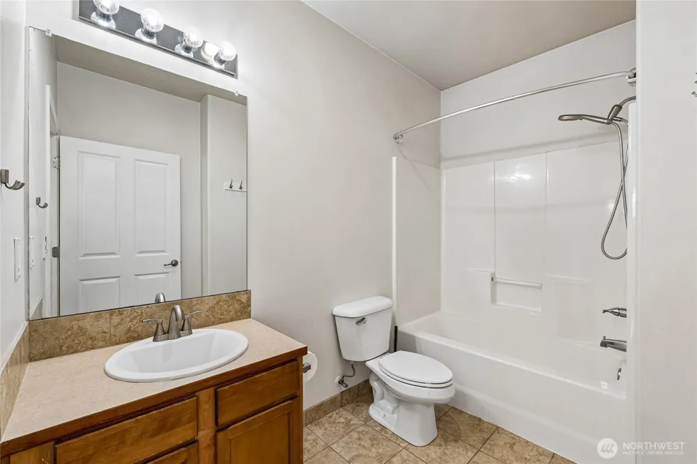 14915 38th Drive SE #EE2029 Bothell, WA 98012
