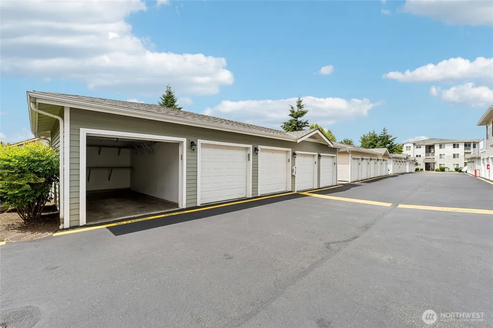 14915 38th Drive SE #EE2029 Bothell, WA 98012