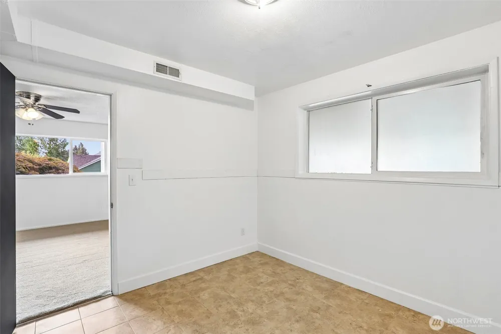 7017 NE 2nd Avenue Vancouver, WA 98665