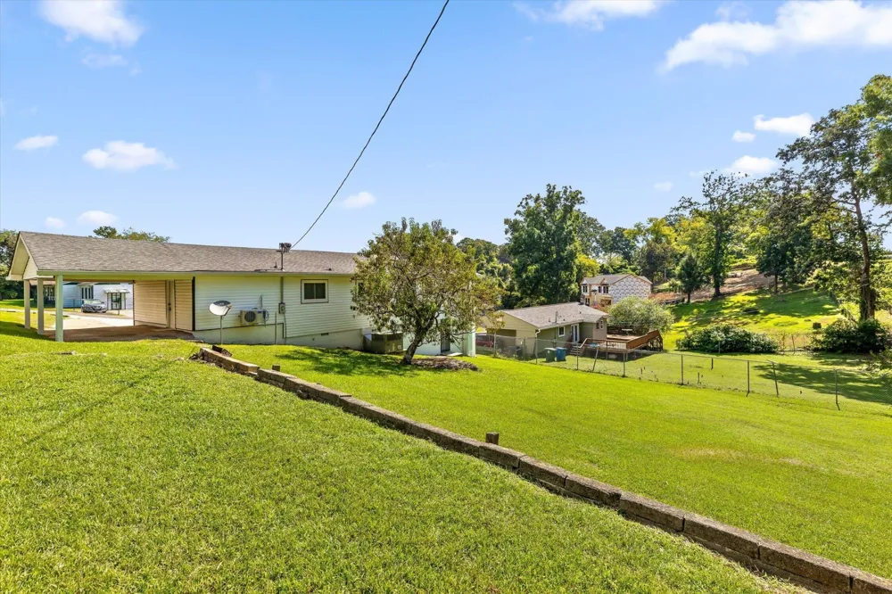 2900 Siener Lane Chattanooga, TN 37411