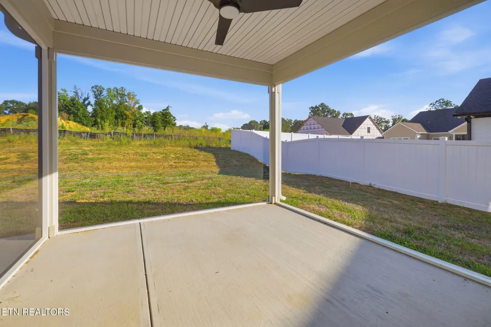 7618 Drake Lane Knoxville, TN 37924