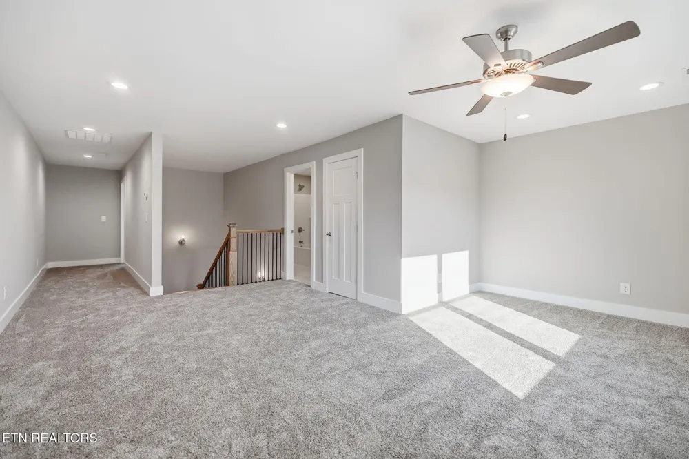 7618 Drake Lane Knoxville, TN 37924