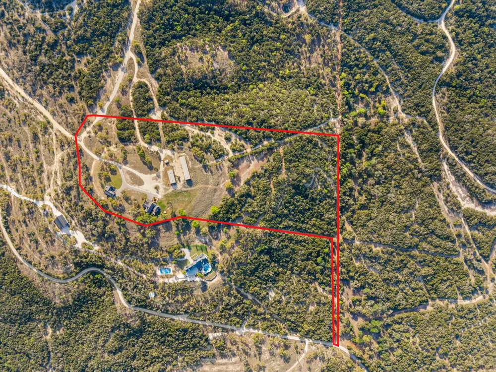 669 El Rancho Cima Fischer, TX 78623