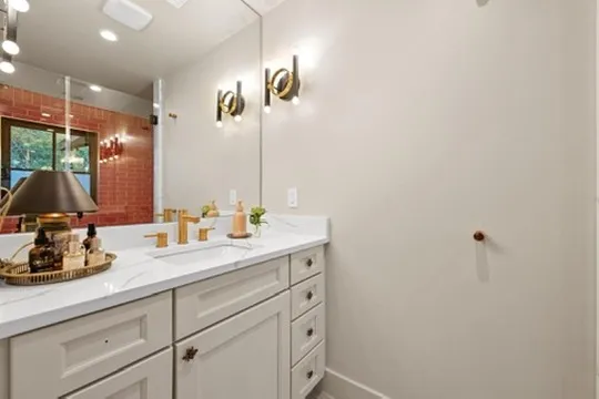 669 El Rancho Cima Fischer, TX 78623