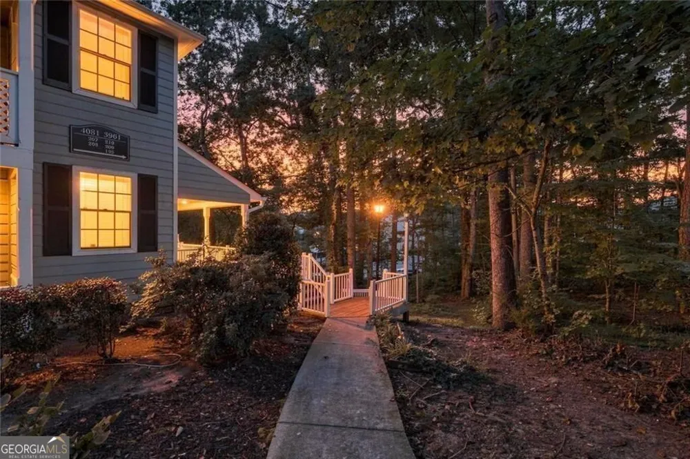 4081 Riverlook PKWY SE Marietta, GA 30067