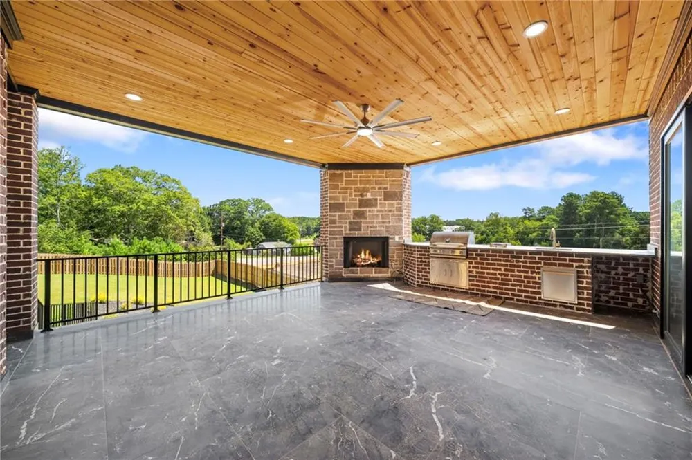 403 Thunder Road Buford, GA 30518