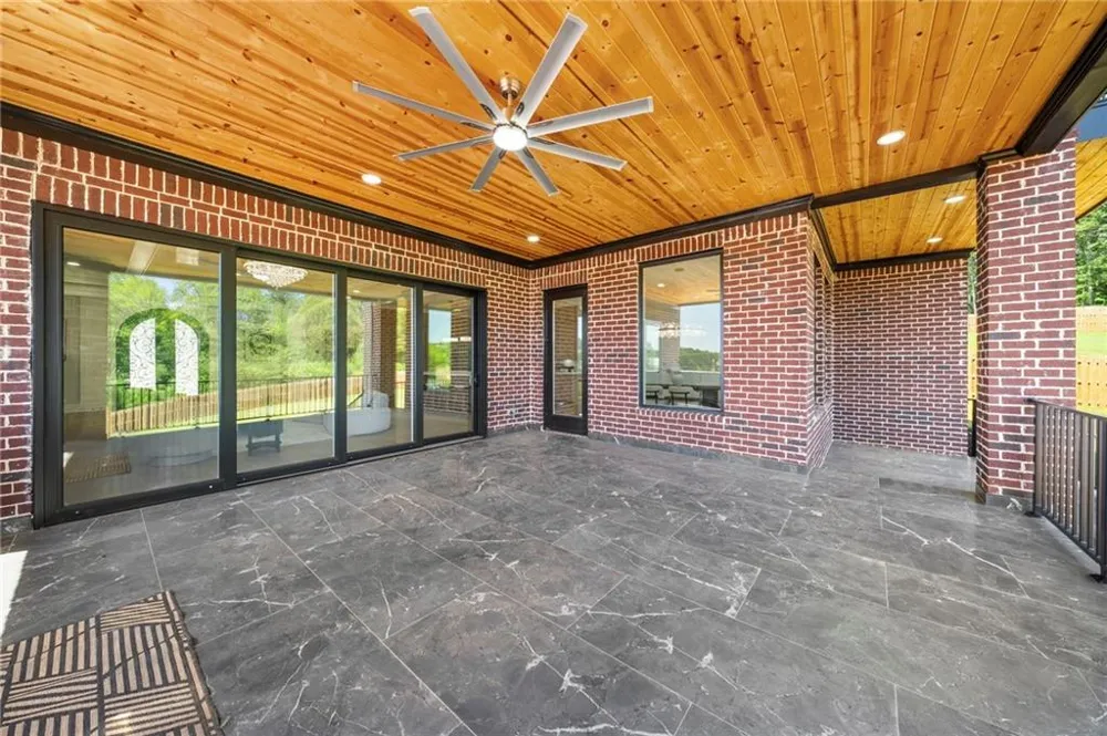 403 Thunder Road Buford, GA 30518