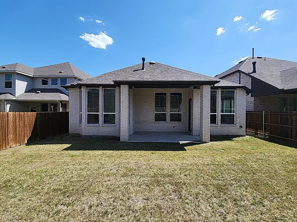 1149 Superbloom Avenue Justin, TX 76247