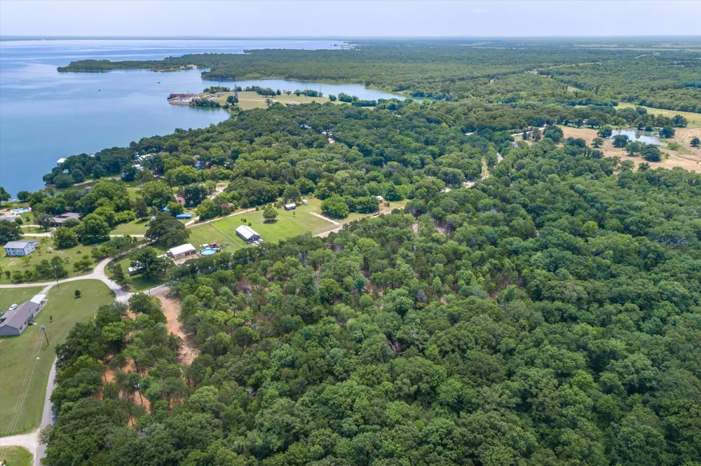 4423 County Road 3706 Wills Point, TX 75169
