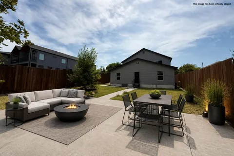 2311 Vagas Street #D