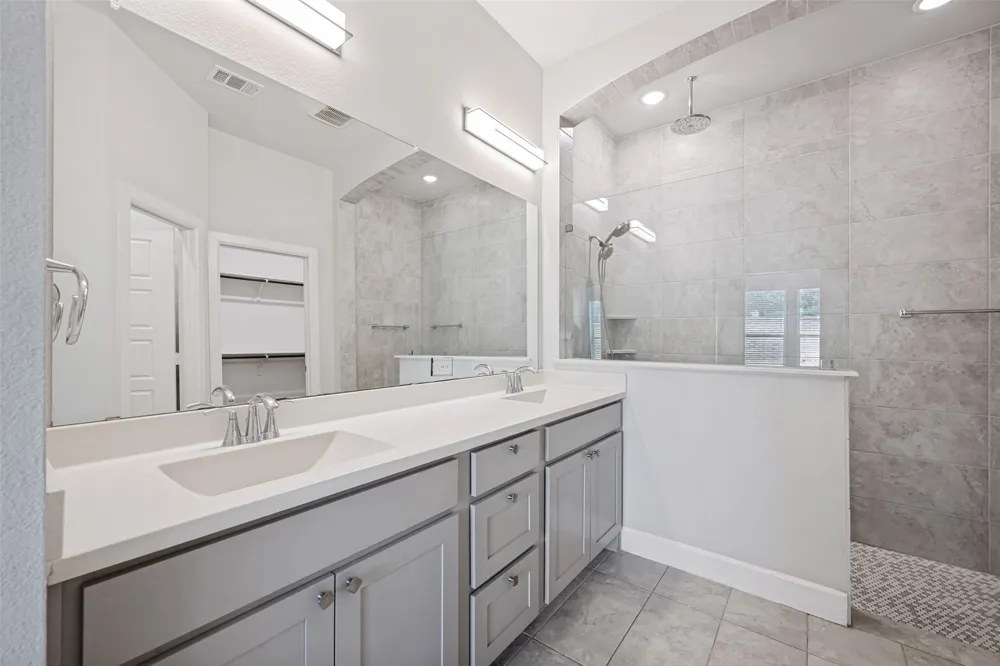 2615 High Bluff Drive Mansfield, TX 76063
