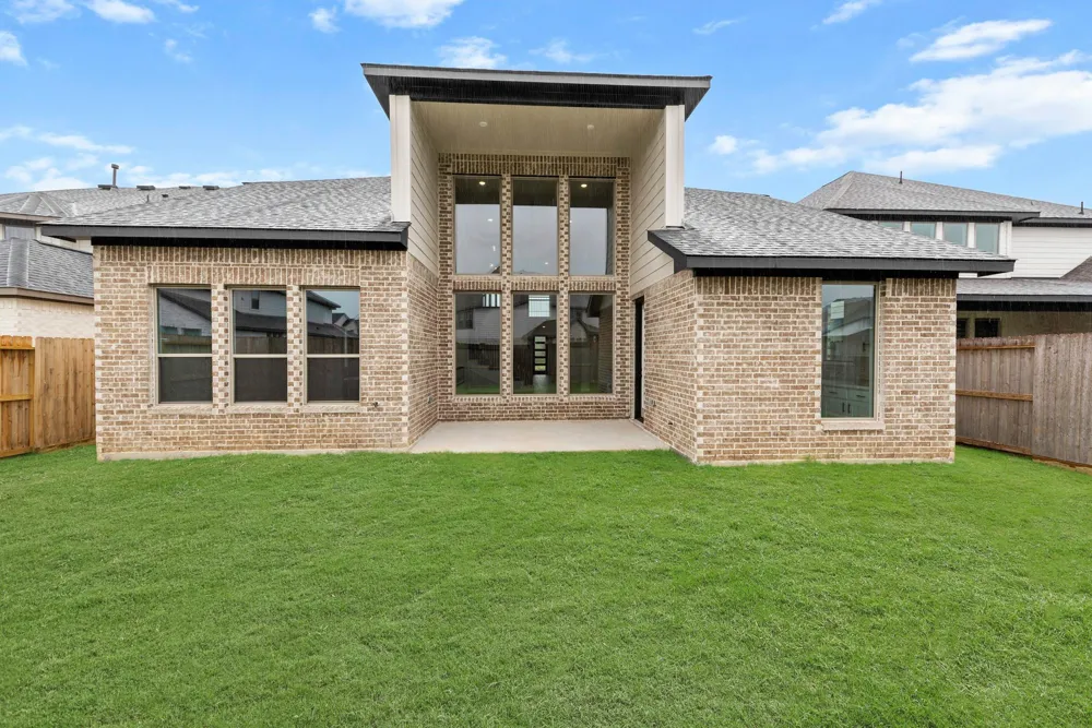 8611 Gleaming Village Way Richmond, TX 77406