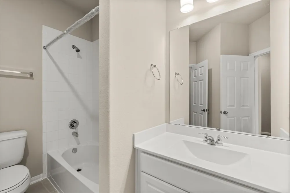 15818 Tall Barberry Lane Crosby, TX 77532