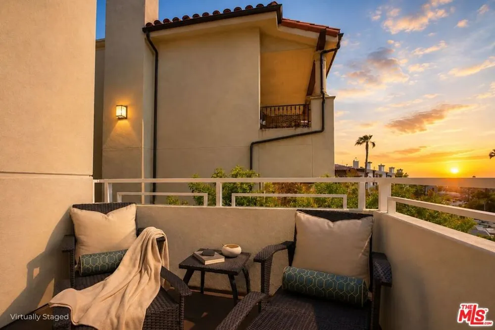 1430 S Beverly Glen Boulevard #303 Los Angeles, CA 90024