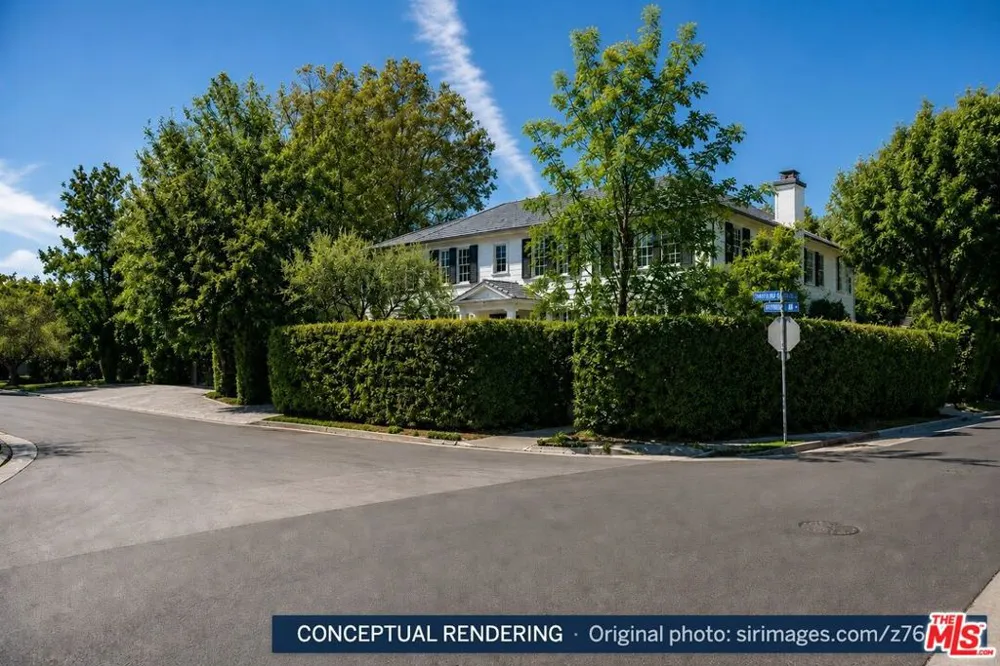 401 Cliffwood Avenue Los Angeles, CA 90049