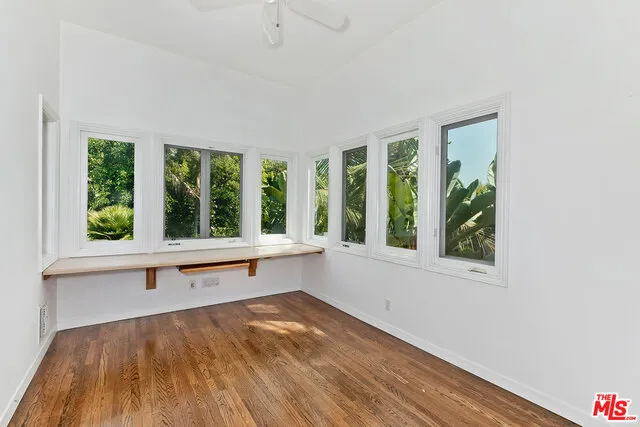 214 S MEDIO DRIVE Los Angeles, CA 90049