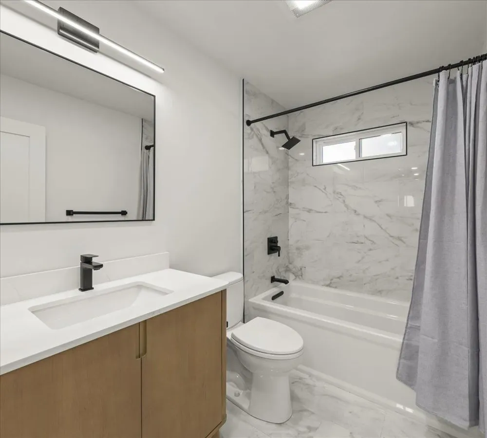 381 Leigh Avenue Campbell, CA 95008