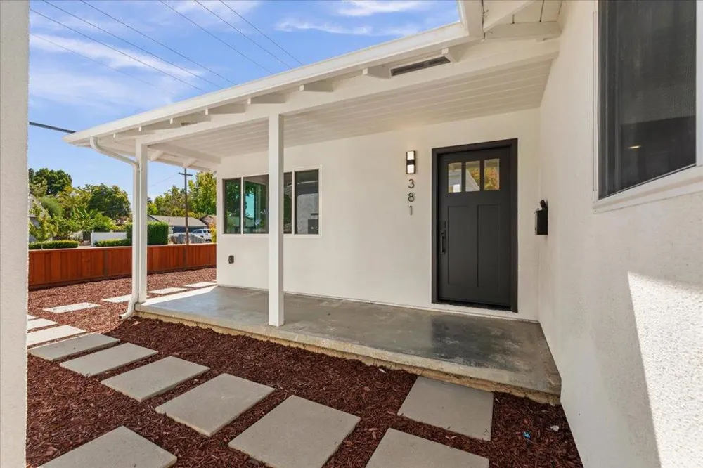 381 Leigh Avenue Campbell, CA 95008