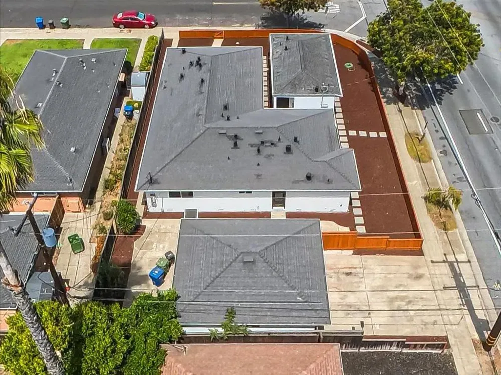 381 Leigh Avenue Campbell, CA 95008
