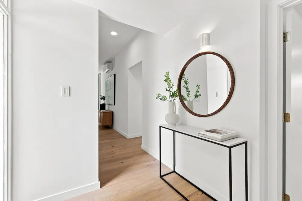 3992 Bibbits Drive Palo Alto, CA 94303