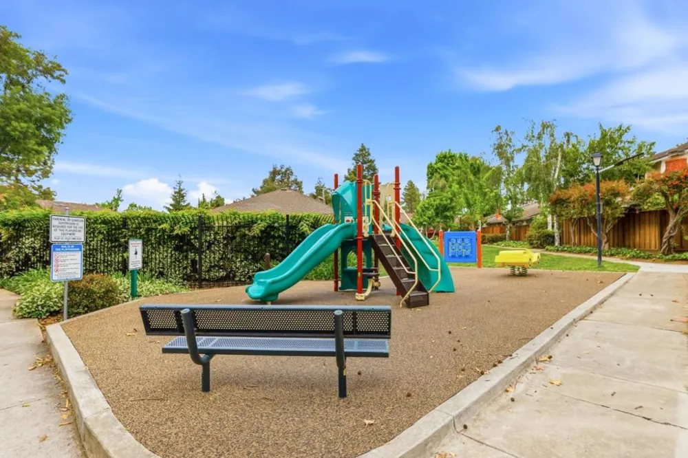 10939 Northshore Square Cupertino, CA 95014