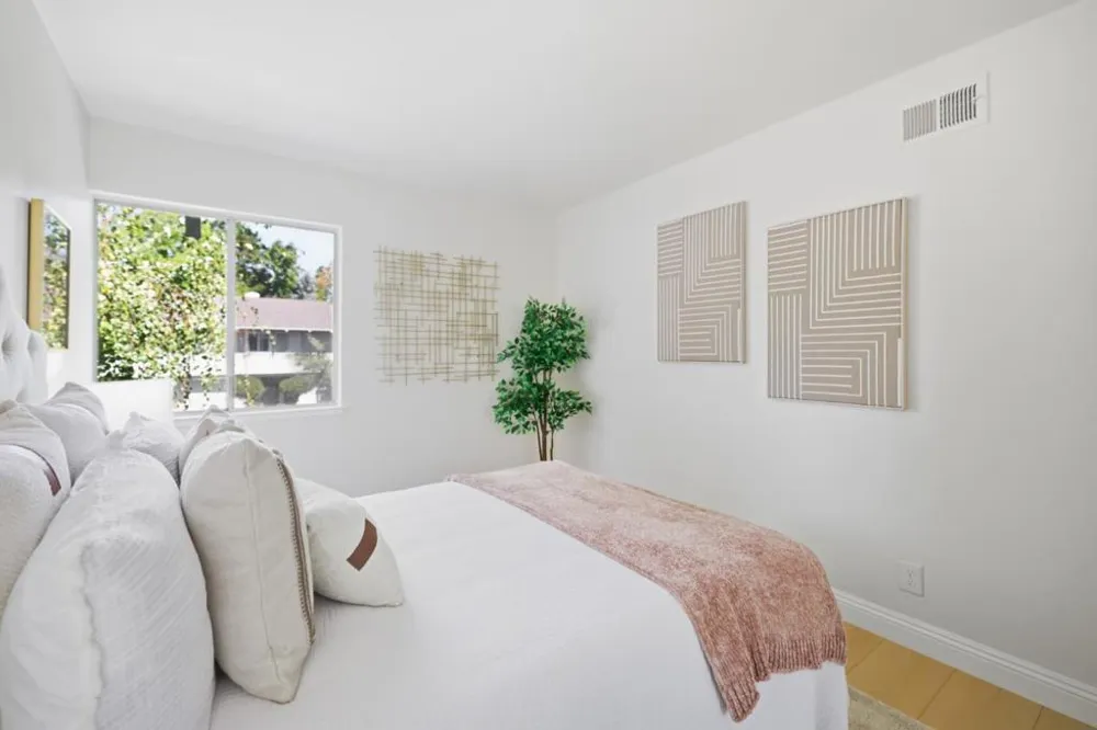 10939 Northshore Square Cupertino, CA 95014