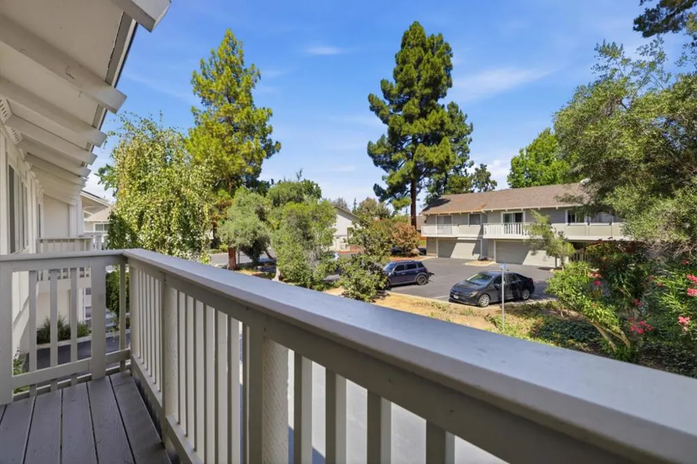 10939 Northshore Square Cupertino, CA 95014